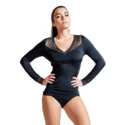 Camiseta Con Encaje, Claire Anaissa