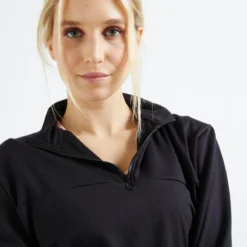 Sudadera Fitness Media Cremallera Corta Mujer Domyos 120 Negro -Equipo De Fitness sudadera fitness media cremallera corta mujer domyos 120 negro 2