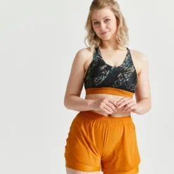 Top Gimnasio Sujección Moderada Mujer Domyos 500 Blanco Y Azul -Equipo De Fitness top gimnasio sujeccion moderada mujer domyos 500 ocre